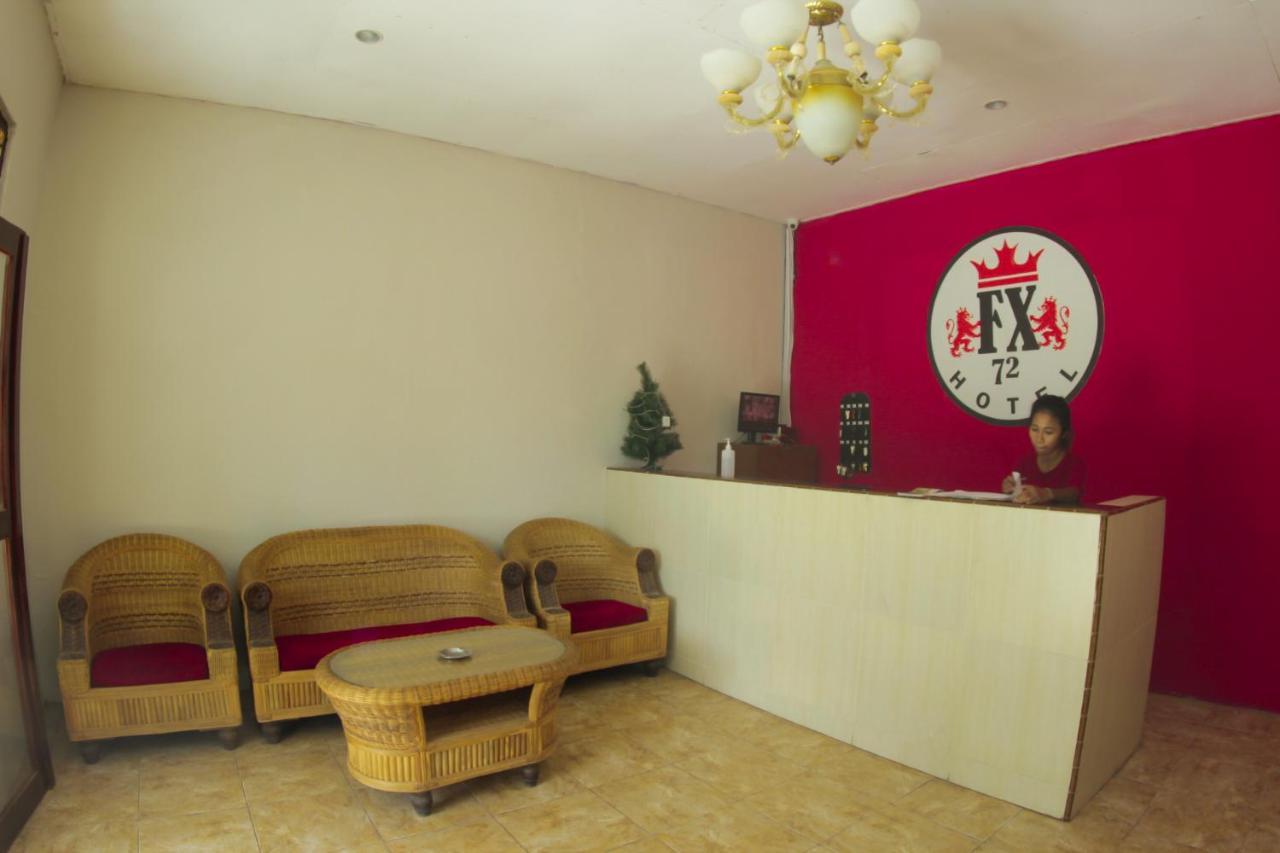 Fx72 Beach Resort Maumere Esterno foto